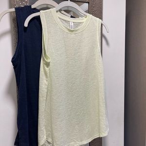Two Athleta lightweight tanks XS, Navy and Yellow